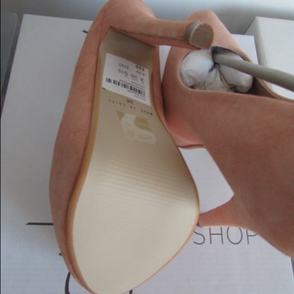 TOPSHOP :APRICOT “Sultry” Hidden Platform Heel NWT - Picture 2 of 5